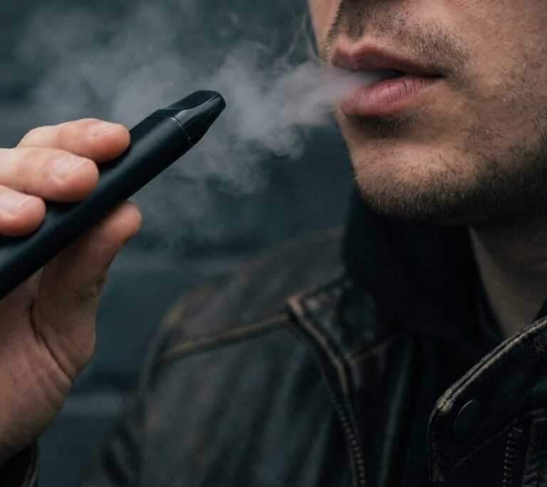 Can You Vape in Restaurants in Texas